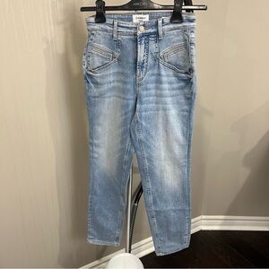 Cambio Denim 4- Italian fabric, soft and stretch relaxed fit, unique pockets